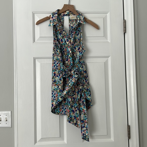 Maeve Anthropologie tie-front floral top (nearly new) - Picture 4 of 7